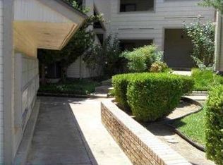 2500 Burleson Rd APT 202, Austin, TX 78741
