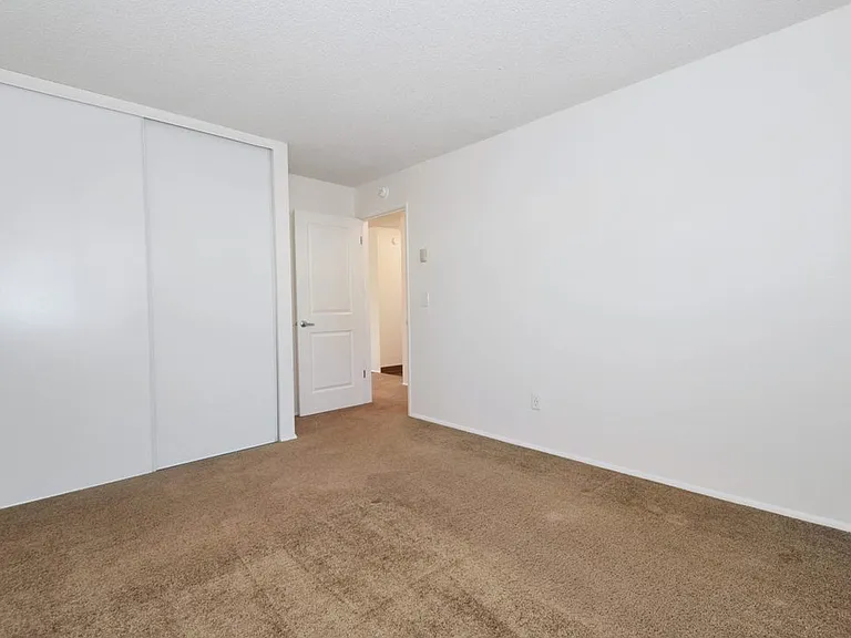 Crescent Ridge — Photo 16