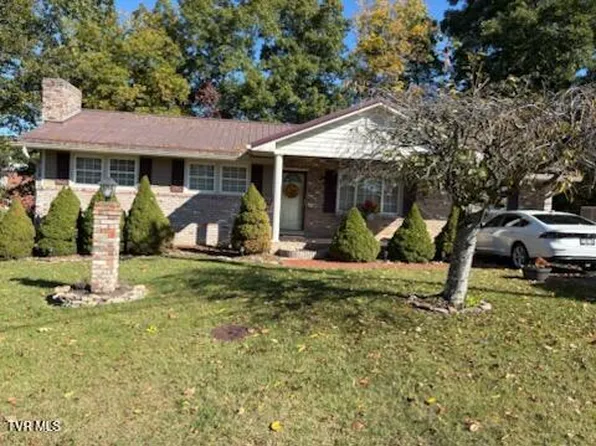 3300 Grandview Dr, Kingsport, TN 37660