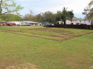404 Cary Memorial Dr, Pensacola, FL 32505