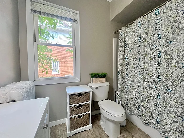 824 W Center St #1 — Photo 13