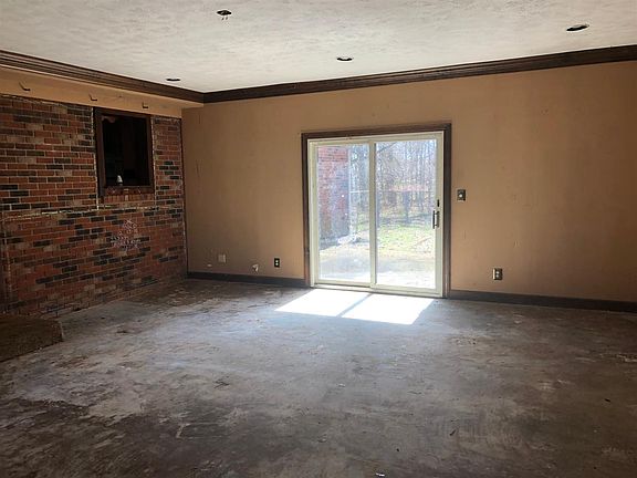 4th image of 2141 S Downey Dr