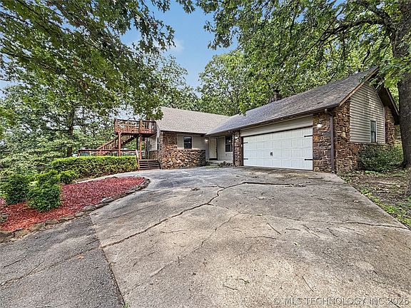 5th image of 17589 W Wedgewood Dr