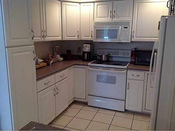 3rd image of 11 Dunnhill Drive #11