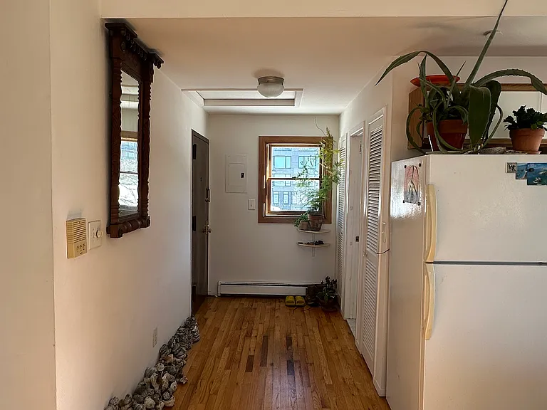 152 Beach 118 St #5 — Photo 11