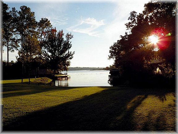 5th image of 3027 Whitman Dr