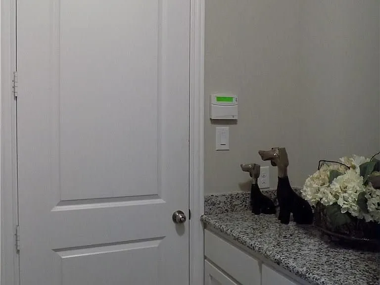 2440 Vaquero Ln — Photo 18