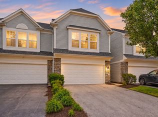 608 Hawley Dr, Oswego, IL 60543