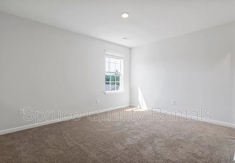 112 Saddlehorse Ln — Photo 7