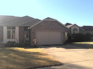 3236 W Sunset St, Springfield, MO 65807