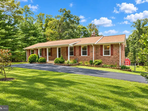 13198 Sillamon Rd, Goldvein, VA 22720