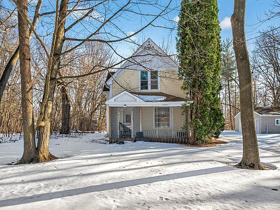 4th image of 11257 Stinson Ave