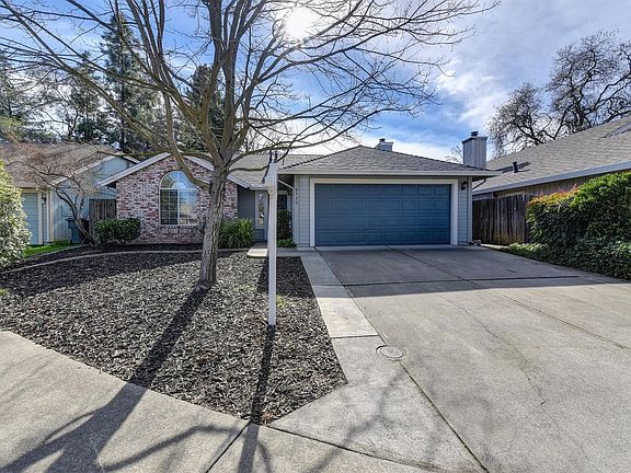 2nd image of 6720 Palmtree Ct