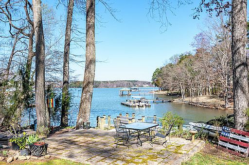 5th image of 714 Lakeview Shores Loop