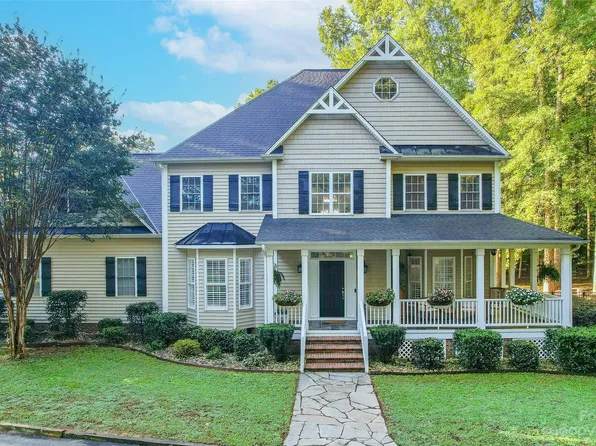 16422 Cobbler Dr, Midland, NC 28107