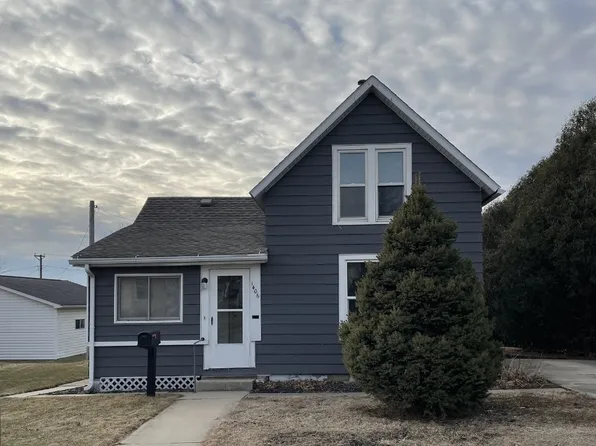 1406 4th Ave, Belle Plaine, IA 52208