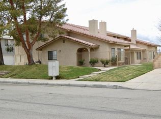 43643 8th St E, Lancaster, CA 93535