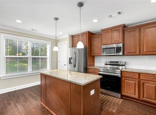 2196 Sherwood Dr, Opelika, AL 36801