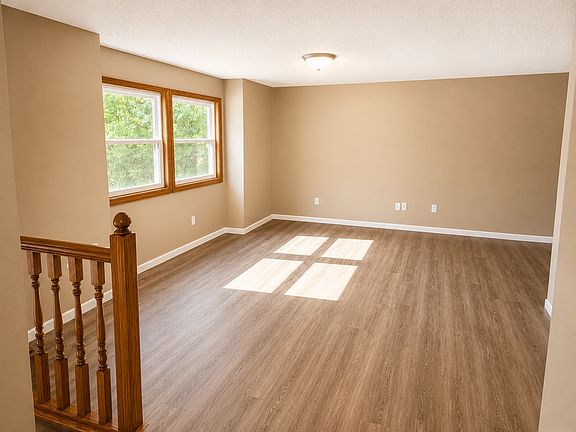 5th image of 3454 Willow Ct