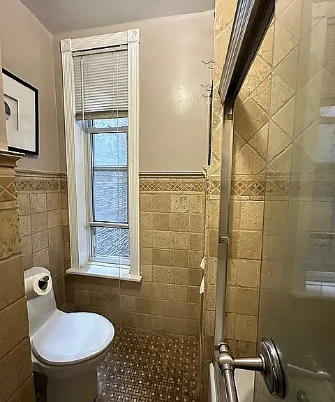 349 W Broadway #16 — Photo 11