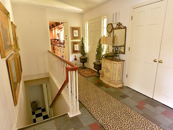 5th image of 7944 Alten Oaks Ln