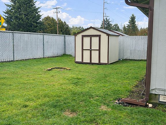 5th image of 7505 NE 135th Ave #A