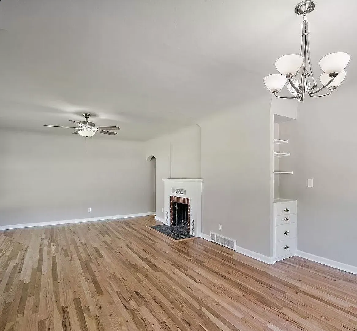 Beautiful 4 bed/3 full bath home in the highly desirable Depot Bench neighborhood! — Photo 3