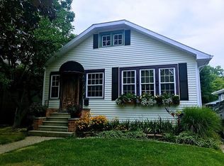 939 Lewis Ave, Saint Joseph, MI 49085