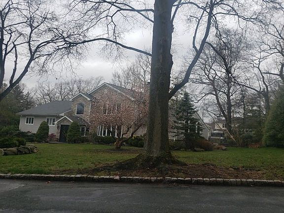 2nd image of 33 Holly Dr