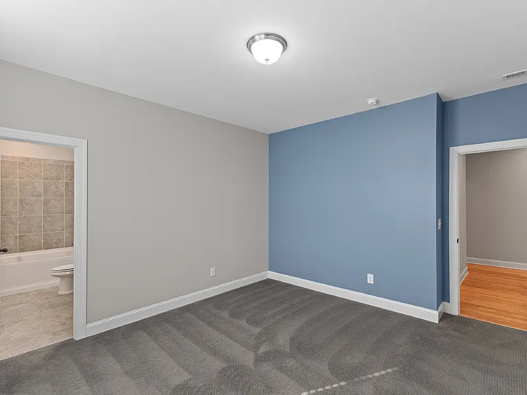 3828 Hickory Manor Dr — Photo 40