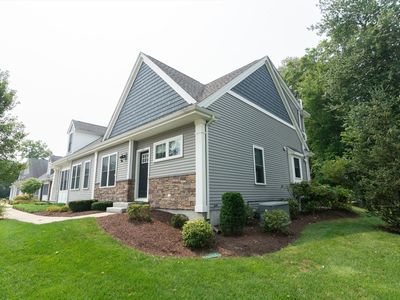 275-275B Smith St #B, North Attleboro, MA, 02760