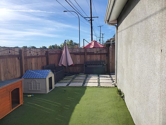 3rd image of 521 S Hidalgo Ave
