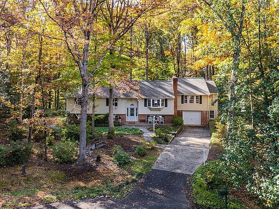 4th image of 2184 Branchwood Ct