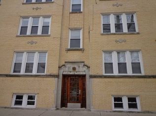 4133 W Cullom Ave, Chicago, IL 60641