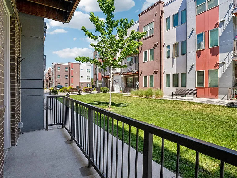 Baker School Apartments — Photo 37