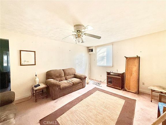 3rd image of 82475 3rd St