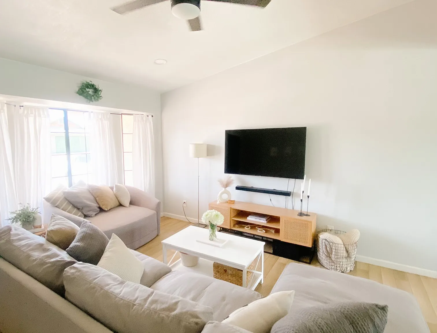 3 bed, 1322 sqft, $2,990 — Photo 3