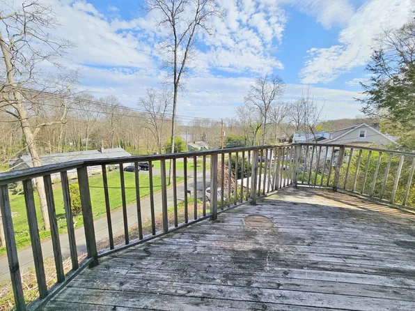 145 Flat Iron Road, Guilford, CT 06437