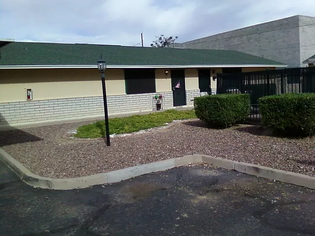 2 bed, 798 sqft, $1,200 — Photo 2