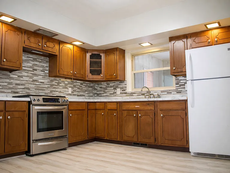 1316 W Fred St #1 — Photo 8