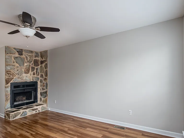 8212 Circle Tree Ln — Photo 2