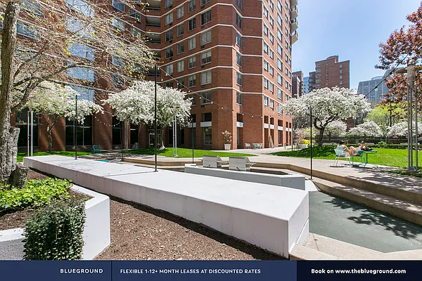 Rented by The Blueground | media 97