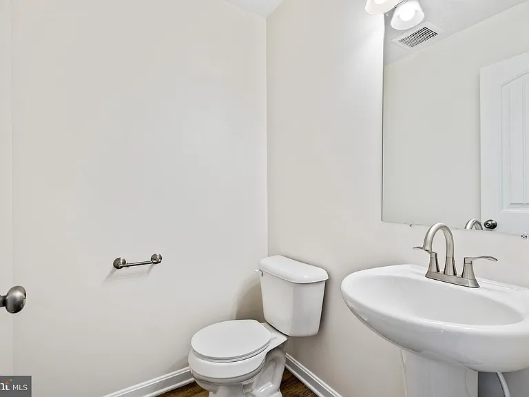 2904 Hickorywood Ln — Photo 11