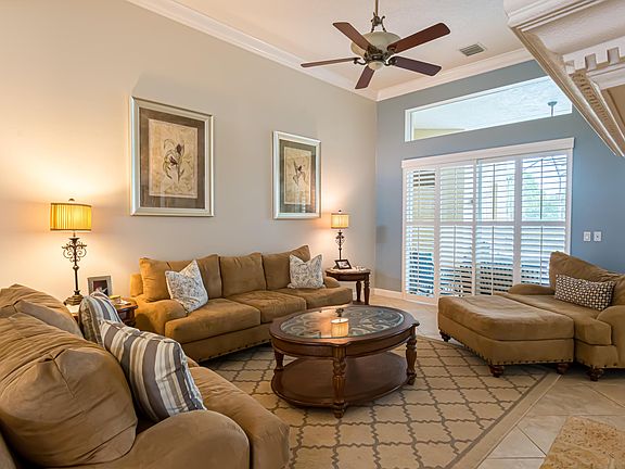 5th image of 880 SW Grand Reserves Blvd