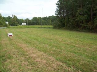 698 Senora Rd, Lancaster, VA 22503