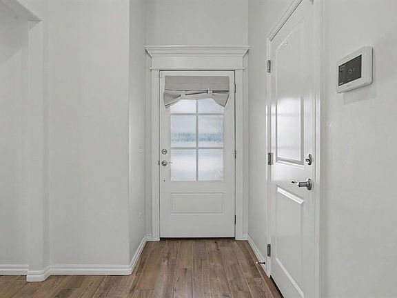 4th image of 3240 Mangrove Rd