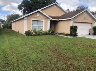 592R Rouzer St, Apopka, FL 32712