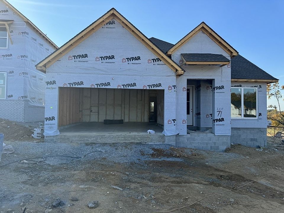 1st image of 67 Trevino Ln #85