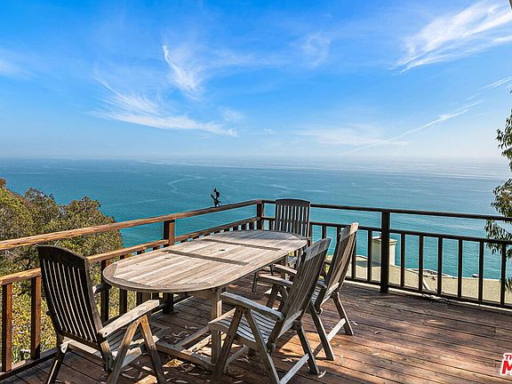 5th image of 20706 Rockpoint Way