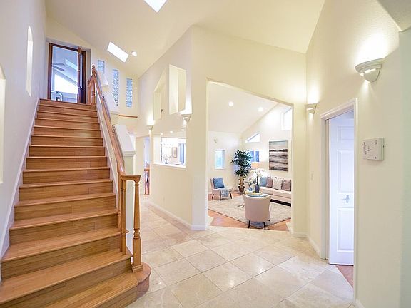 4th image of 3055 Atherton Dr